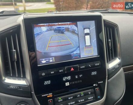 Черный Тойота Ленд Крузер, объемом двигателя 4.46 л и пробегом 98 тыс. км за 59000 $, фото 19 на Automoto.ua