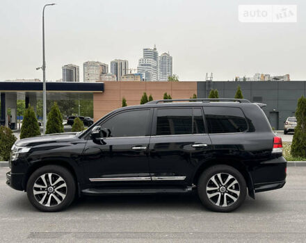 Черный Тойота Ленд Крузер, объемом двигателя 4.46 л и пробегом 158 тыс. км за 55900 $, фото 6 на Automoto.ua