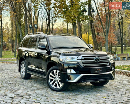 Чорний Тойота Ленд Крузер, об'ємом двигуна 4.46 л та пробігом 260 тис. км за 49999 $, фото 86 на Automoto.ua