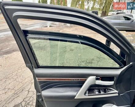 Чорний Тойота Ленд Крузер, об'ємом двигуна 4.46 л та пробігом 88 тис. км за 129999 $, фото 25 на Automoto.ua