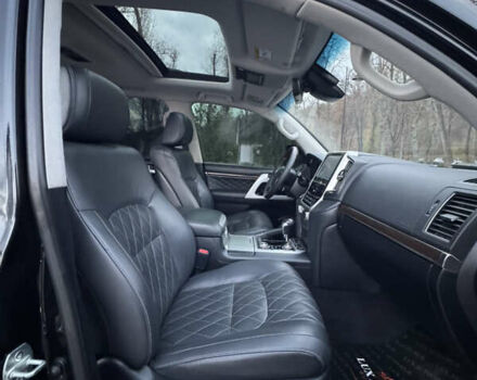 Чорний Тойота Ленд Крузер, об'ємом двигуна 4.46 л та пробігом 177 тис. км за 49999 $, фото 41 на Automoto.ua