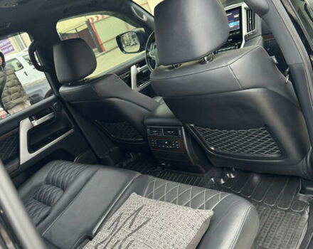 Черный Тойота Ленд Крузер, объемом двигателя 4.46 л и пробегом 110 тыс. км за 64500 $, фото 10 на Automoto.ua