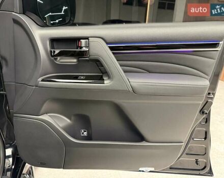 Чорний Тойота Ленд Крузер, об'ємом двигуна 4.46 л та пробігом 123 тис. км за 67400 $, фото 24 на Automoto.ua