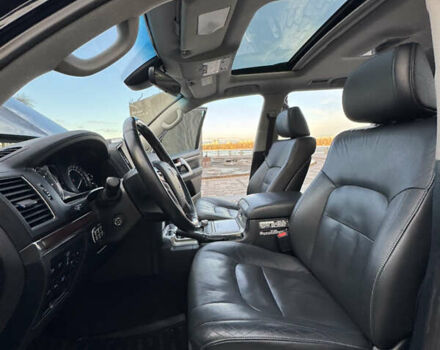 Чорний Тойота Ленд Крузер, об'ємом двигуна 4.46 л та пробігом 260 тис. км за 49999 $, фото 116 на Automoto.ua