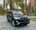 Чорний Тойота Ленд Крузер, об'ємом двигуна 4.46 л та пробігом 260 тис. км за 49999 $, фото 88 на Automoto.ua
