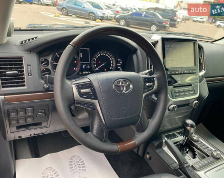Черный Тойота Ленд Крузер, объемом двигателя 4.46 л и пробегом 232 тыс. км за 50500 $, фото 14 на Automoto.ua