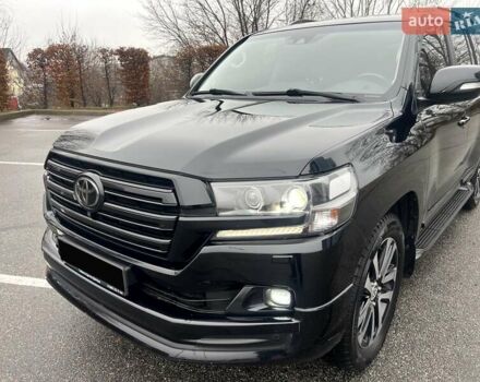 Черный Тойота Ленд Крузер, объемом двигателя 4.46 л и пробегом 98 тыс. км за 59000 $, фото 7 на Automoto.ua