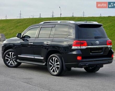Черный Тойота Ленд Крузер, объемом двигателя 4.6 л и пробегом 138 тыс. км за 53500 $, фото 3 на Automoto.ua