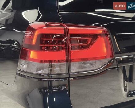 Чорний Тойота Ленд Крузер, об'ємом двигуна 4.46 л та пробігом 123 тис. км за 67400 $, фото 11 на Automoto.ua