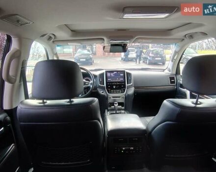 Чорний Тойота Ленд Крузер, об'ємом двигуна 4.46 л та пробігом 130 тис. км за 55000 $, фото 12 на Automoto.ua