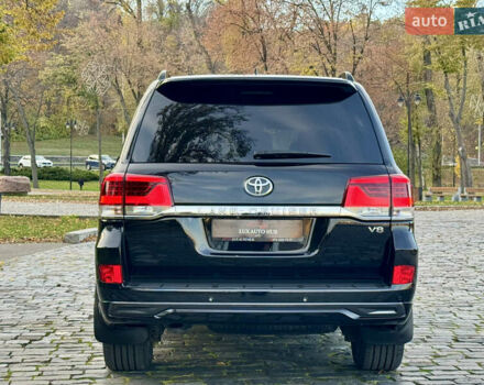 Чорний Тойота Ленд Крузер, об'ємом двигуна 4.46 л та пробігом 260 тис. км за 49999 $, фото 168 на Automoto.ua