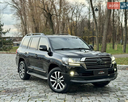 Чорний Тойота Ленд Крузер, об'ємом двигуна 4.46 л та пробігом 177 тис. км за 49999 $, фото 12 на Automoto.ua