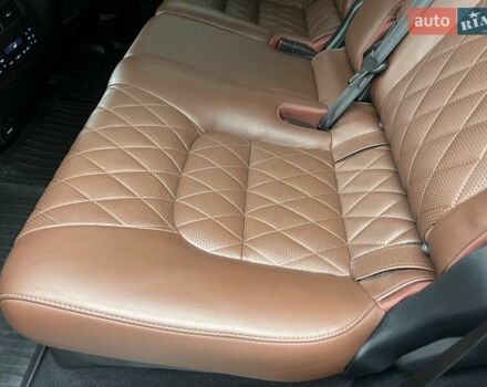 Черный Тойота Ленд Крузер, объемом двигателя 4.46 л и пробегом 98 тыс. км за 59000 $, фото 15 на Automoto.ua