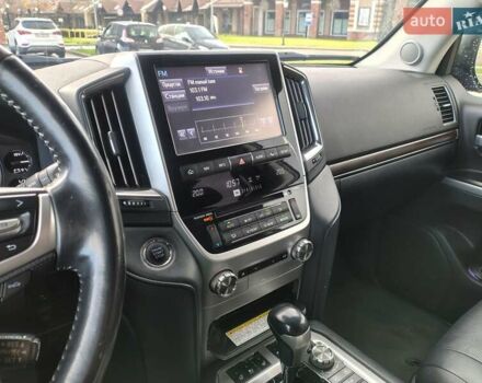 Чорний Тойота Ленд Крузер, об'ємом двигуна 4.46 л та пробігом 130 тис. км за 55000 $, фото 11 на Automoto.ua