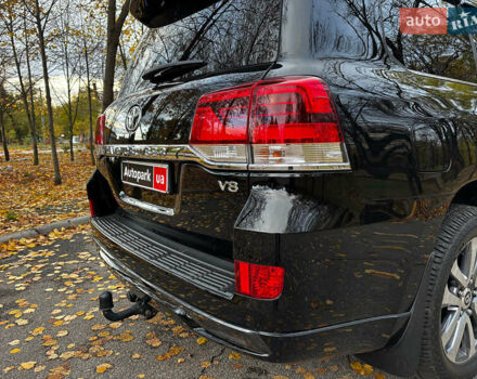 Чорний Тойота Ленд Крузер, об'ємом двигуна 4.5 л та пробігом 202 тис. км за 54990 $, фото 12 на Automoto.ua