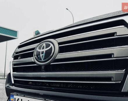 Черный Тойота Ленд Крузер, объемом двигателя 4.46 л и пробегом 179 тыс. км за 55000 $, фото 5 на Automoto.ua