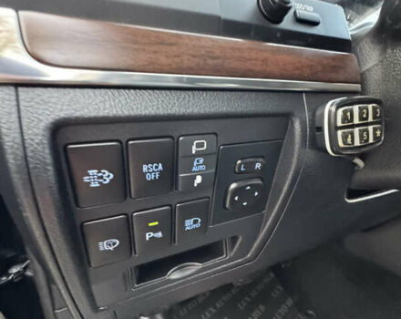 Чорний Тойота Ленд Крузер, об'ємом двигуна 4.46 л та пробігом 260 тис. км за 49999 $, фото 42 на Automoto.ua