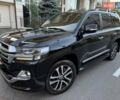 Черный Тойота Ленд Крузер, объемом двигателя 4.61 л и пробегом 27 тыс. км за 69500 $, фото 3 на Automoto.ua