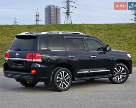 Черный Тойота Ленд Крузер, объемом двигателя 4.6 л и пробегом 138 тыс. км за 53500 $, фото 1 на Automoto.ua