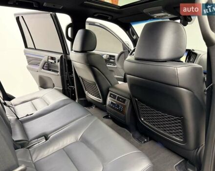 Чорний Тойота Ленд Крузер, об'ємом двигуна 4.46 л та пробігом 123 тис. км за 67400 $, фото 38 на Automoto.ua