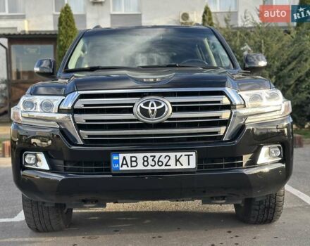 Черный Тойота Ленд Крузер, объемом двигателя 4.46 л и пробегом 95 тыс. км за 57500 $, фото 5 на Automoto.ua