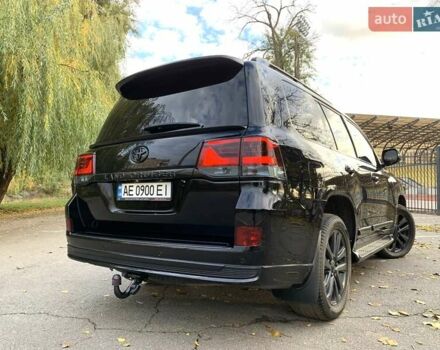 Черный Тойота Ленд Крузер, объемом двигателя 4.46 л и пробегом 190 тыс. км за 58888 $, фото 12 на Automoto.ua