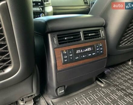 Черный Тойота Ленд Крузер, объемом двигателя 4.46 л и пробегом 190 тыс. км за 58888 $, фото 53 на Automoto.ua