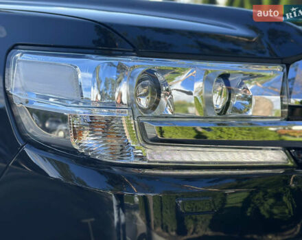 Тойота Ленд Крузер 2019 у Києві на Automoto.ua Чорний Тойота Ленд Крузер, об'ємом двигуна 4.46 л та пробігом 78 тис. км за 55800 $, фото 26 на Automoto.ua