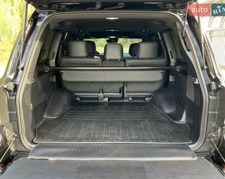 Черный Тойота Ленд Крузер, объемом двигателя 4.46 л и пробегом 190 тыс. км за 58888 $, фото 56 на Automoto.ua