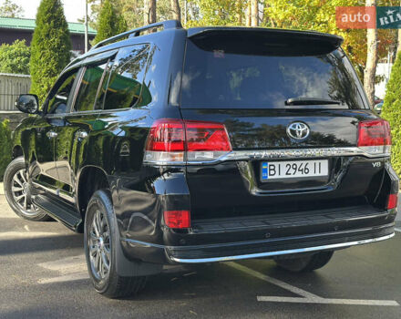 Тойота Ленд Крузер 2019 у Києві на Automoto.ua Чорний Тойота Ленд Крузер, об'ємом двигуна 4.46 л та пробігом 78 тис. км за 55800 $, фото 15 на Automoto.ua