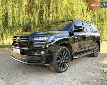 Черный Тойота Ленд Крузер, объемом двигателя 4.46 л и пробегом 190 тыс. км за 58888 $, фото 1 на Automoto.ua