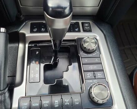 Черный Тойота Ленд Крузер, объемом двигателя 4.46 л и пробегом 152 тыс. км за 58999 $, фото 10 на Automoto.ua