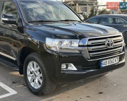 Черный Тойота Ленд Крузер, объемом двигателя 4.46 л и пробегом 95 тыс. км за 57500 $, фото 2 на Automoto.ua