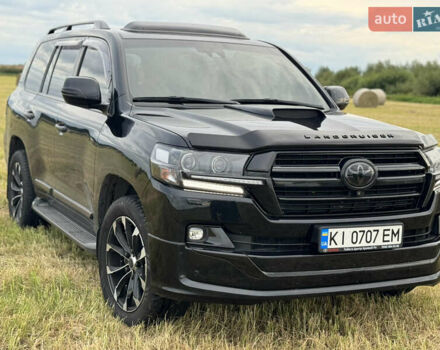 Черный Тойота Ленд Крузер, объемом двигателя 4.46 л и пробегом 199 тыс. км за 65000 $, фото 2 на Automoto.ua