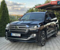 Чорний Тойота Ленд Крузер, об'ємом двигуна 4.46 л та пробігом 139 тис. км за 55900 $, фото 12 на Automoto.ua