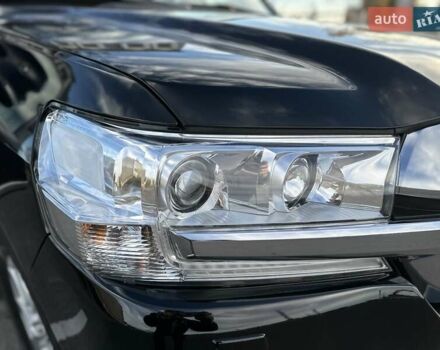 Черный Тойота Ленд Крузер, объемом двигателя 4.46 л и пробегом 95 тыс. км за 57500 $, фото 25 на Automoto.ua