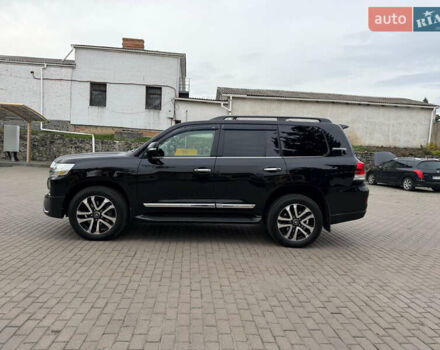 Черный Тойота Ленд Крузер, объемом двигателя 4.46 л и пробегом 93 тыс. км за 63999 $, фото 11 на Automoto.ua