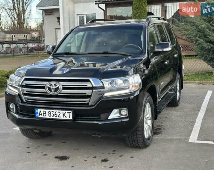 Черный Тойота Ленд Крузер, объемом двигателя 4.46 л и пробегом 95 тыс. км за 57500 $, фото 43 на Automoto.ua