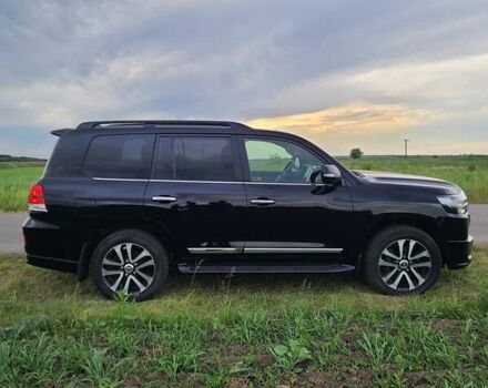 Черный Тойота Ленд Крузер, объемом двигателя 4.46 л и пробегом 152 тыс. км за 58999 $, фото 2 на Automoto.ua