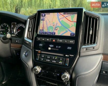 Черный Тойота Ленд Крузер, объемом двигателя 4.46 л и пробегом 190 тыс. км за 58888 $, фото 41 на Automoto.ua