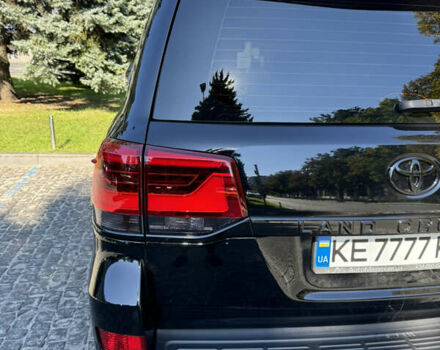 Черный Тойота Ленд Крузер, объемом двигателя 4.46 л и пробегом 177 тыс. км за 51000 $, фото 2 на Automoto.ua