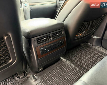 Черный Тойота Ленд Крузер, объемом двигателя 4.46 л и пробегом 93 тыс. км за 63999 $, фото 33 на Automoto.ua