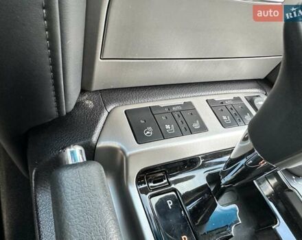 Черный Тойота Ленд Крузер, объемом двигателя 4.46 л и пробегом 95 тыс. км за 57500 $, фото 37 на Automoto.ua