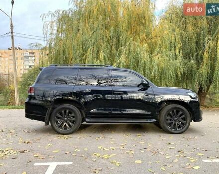 Черный Тойота Ленд Крузер, объемом двигателя 4.46 л и пробегом 190 тыс. км за 58888 $, фото 5 на Automoto.ua