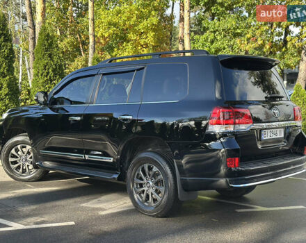 Тойота Ленд Крузер 2019 у Києві на Automoto.ua Чорний Тойота Ленд Крузер, об'ємом двигуна 4.46 л та пробігом 78 тис. км за 55800 $, фото 17 на Automoto.ua