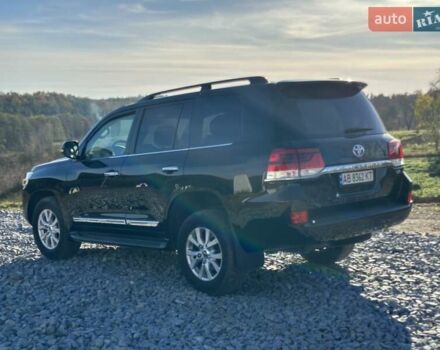 Черный Тойота Ленд Крузер, объемом двигателя 4.46 л и пробегом 95 тыс. км за 57500 $, фото 45 на Automoto.ua
