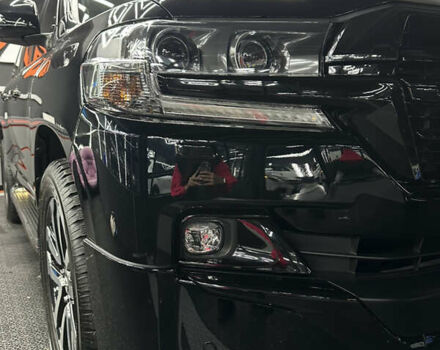 Черный Тойота Ленд Крузер, объемом двигателя 4.61 л и пробегом 10 тыс. км за 80000 $, фото 12 на Automoto.ua