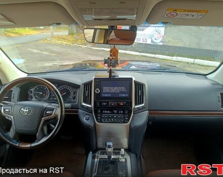 Черный Тойота Ленд Крузер, объемом двигателя 4.5 л и пробегом 70 тыс. км за 63500 $, фото 8 на Automoto.ua