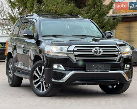 Черный Тойота Ленд Крузер, объемом двигателя 4.46 л и пробегом 93 тыс. км за 63999 $, фото 16 на Automoto.ua
