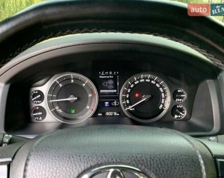 Черный Тойота Ленд Крузер, объемом двигателя 4.46 л и пробегом 190 тыс. км за 58888 $, фото 40 на Automoto.ua